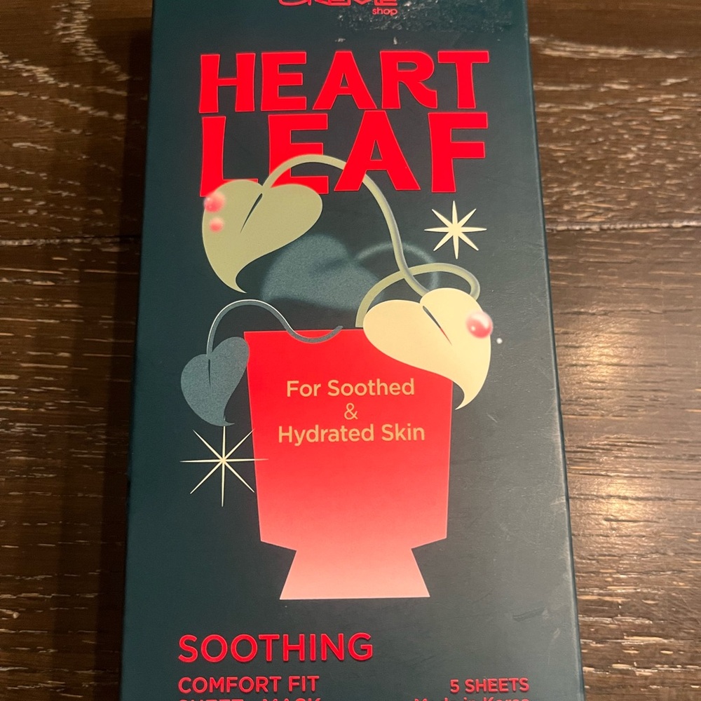 The Crème Shop Heart Leaf Soothing Mask